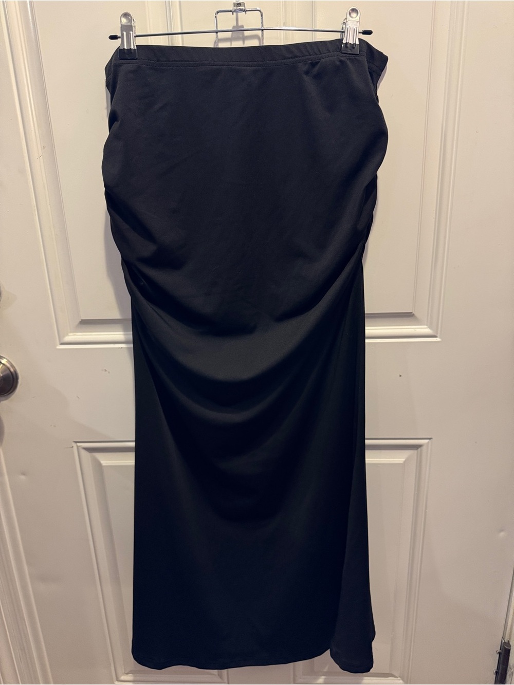 Bodycon Side Ruched Maxi Skirt in Black Size L